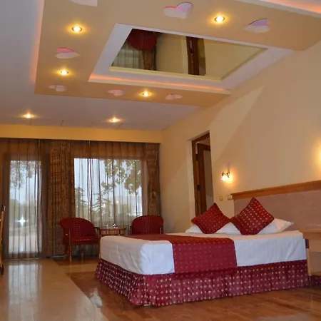 La Scoica Land 3* Navodari