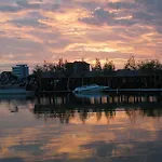 Hotel La Scoica Land